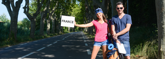 temporary social security insurance for people coming back to France after a long length trip abroad